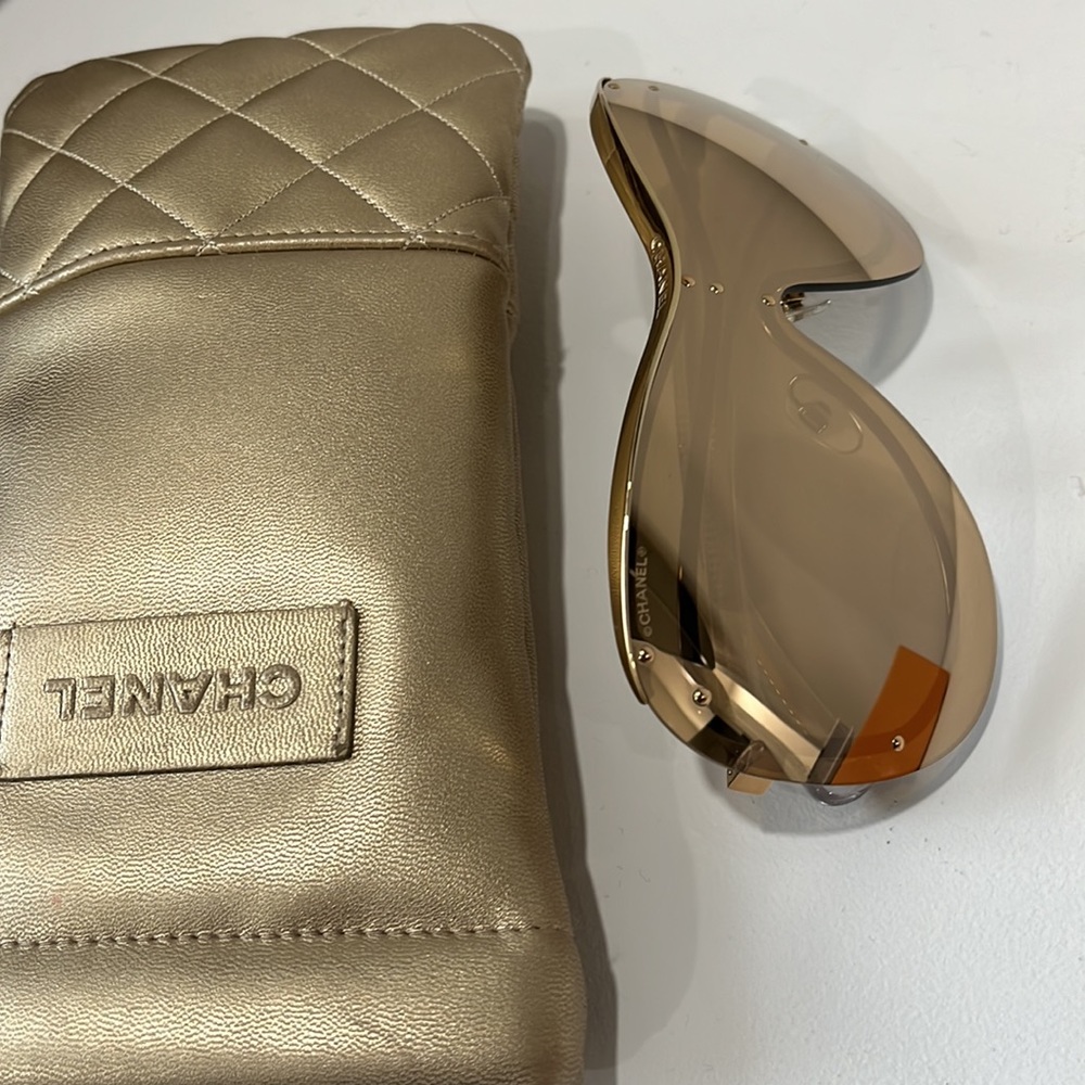 RARE Authentic Chanel Runway Shield Sunglasses - Picture 2 of 5